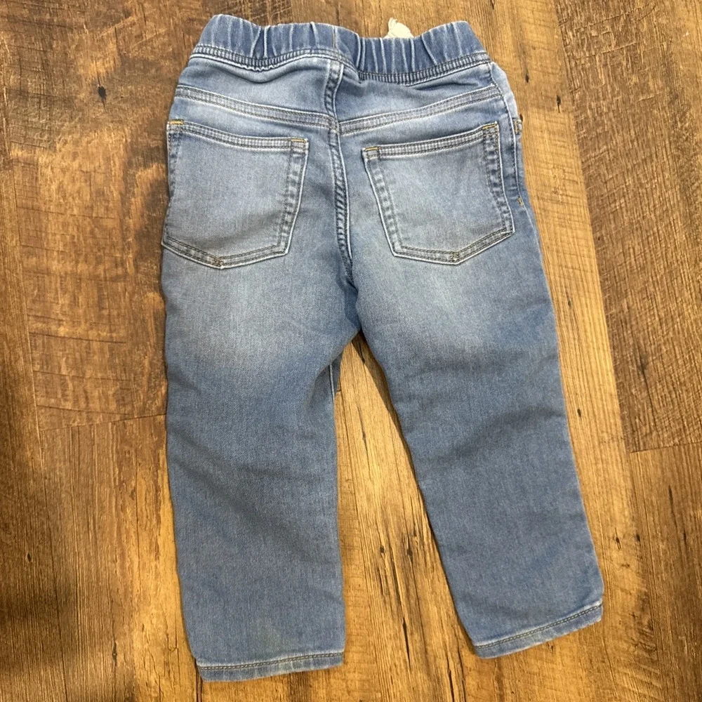 GAP Baby Toddler Boys 2T Pull-On Slim Jeans Light Wash Denim Elastic Waist‎